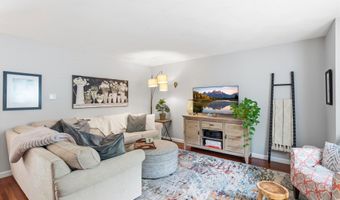 6 Standish Way 2, Amherst, NH 03031