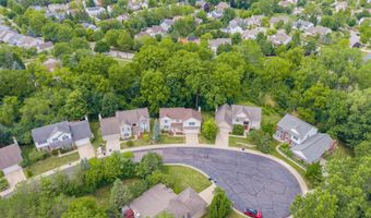 3085 N Foxridge Ct, Ann Arbor, MI 48105