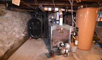 569 Buck Hill Rd, Arlington, VT 05250