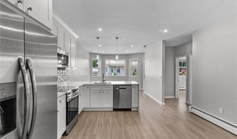 34 Vermont St, Cranston, RI 02920