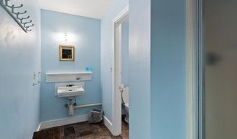 192 Northport Ave, Belfast, ME 04915