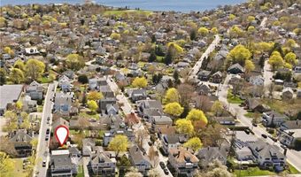 419 Broadway 5, Newport, RI 02840