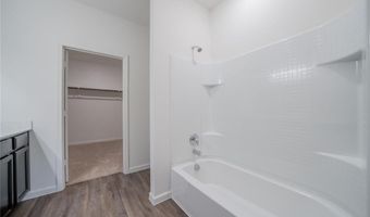 401 Indian Crk, Anna, TX 75409