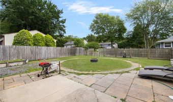 82 Sherry Ave, Bristol, RI 02809