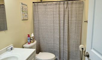 420 Hancock St, Bangor, ME 04401