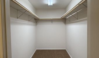 1512 Olive Dr, Aberdeen, SD 57401