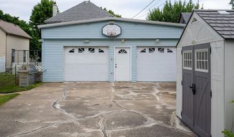 507 E 9th St, Auburn, IN 46706