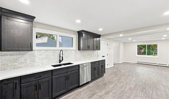 789 Lake St, Angola, NY 14006