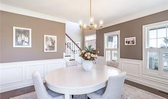 59 Camden Ln, Cranston, RI 02921