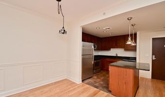 1020 N HIGHLAND St 807, Arlington, VA 22201