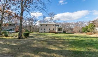 853 S West St, Agawam, MA 01030