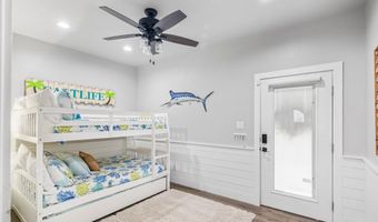104 Bay Hbr, Aransas Pass, TX 78336