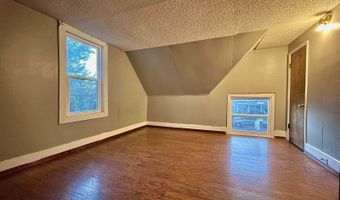 712 S C St, Arkansas City, KS 67005