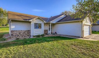 7765 Havenwood Cir, Woodbury, MN 55125