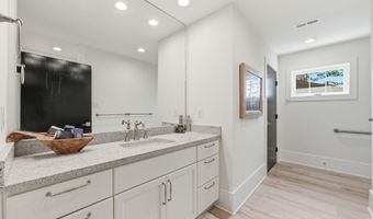 685 Raymond Rd, Arapahoe, NC 28510