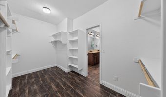 9 Monmouth Dr, Bella Vista, AR 72714
