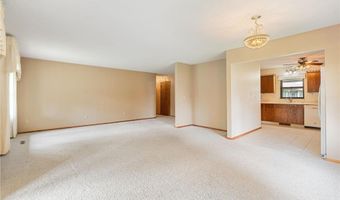 1200 18th Ave NW 132, Austin, MN 55912