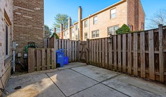 7572 WESTLAKE Ter 56, Bethesda, MD 20817