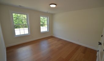 40 Tirrell Hill Rd, Bedford, NH 03110