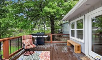 211 W 4th St, Auburn, KS 66402