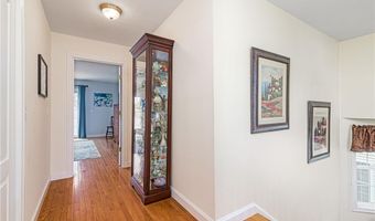 126 Boylston St 126, Cranston, RI 02921
