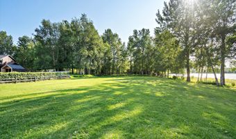 7821 Charlotte Cir, Anchorage, AK 99502