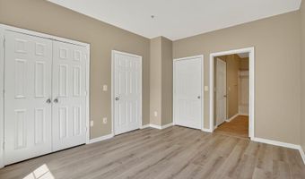 4850 EISENHOWER Ave 202, Alexandria, VA 22304