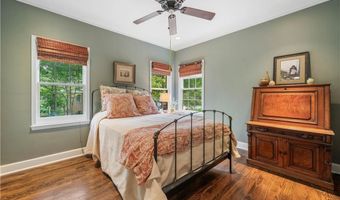 41 Clarendon Ave, Avondale Estates, GA 30002