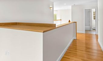 183 Skyline Rd, Bangor, ME 04401