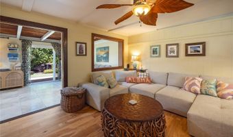 409 Wanaao Rd, Kailua, HI 96734