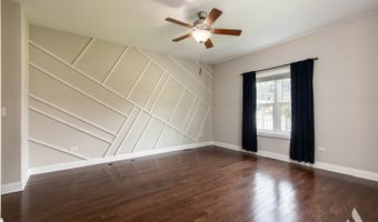544 N Woodland Ct, Addison, IL 60101