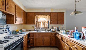 2227 Tartan Rd, Anderson, IN 46012