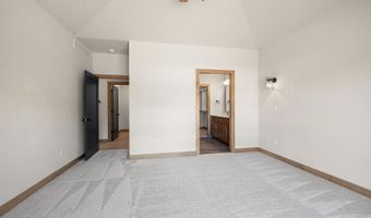 5728 W SPENCER St, Appleton, WI 54914