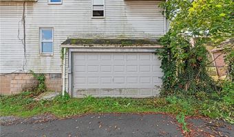 1302 Irwin St, Aliquippa, PA 15001