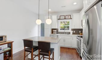 715 E 28th St, Charlotte, NC 28205