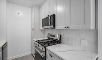 3601 WISCONSIN Ave NW 111, Washington, DC 20016