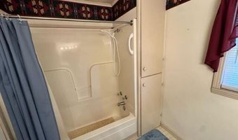 652 Trezevant Rd, Atwood, TN 38220