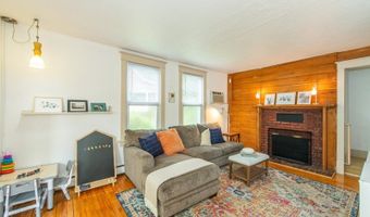 4 Warren St, Bayonne, NJ 07035