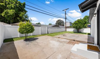 9753 Mercedes Ave, Arleta, CA 91331