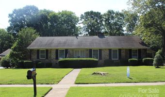 7017 Knightswood Dr, Charlotte, NC 28226