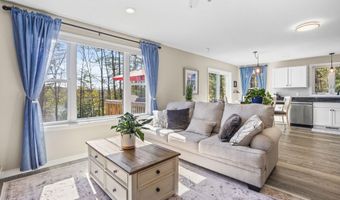 58 Damsite Rd, Barnstead, NH 03225