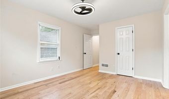 5527 Bridge Pointe Dr, Alpharetta, GA 30005