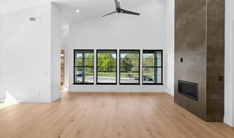 360 Briscoe Pl, Ashland, OR 97520