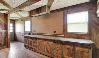 122 Edgewood Dr, Bedford, IN 47421
