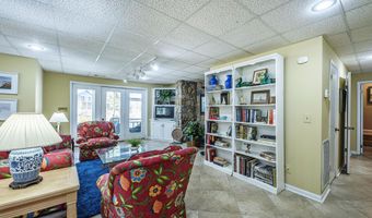 93 Wildwood Rd, Alexander City, AL 35010