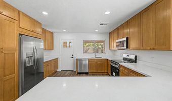 1078 E PIMA Ave, Apache Junction, AZ 85119