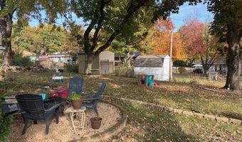 1704 Linden Ln, Atchison, KS 66002