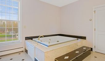 63 Fenton Way, Bangor, ME 04401