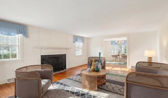 79 Bayberry Ln, Barnstable, MA 02630