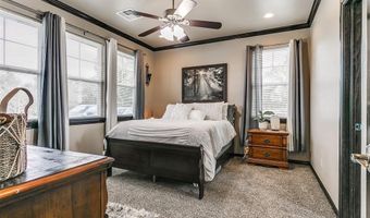 3918 S 4th St, Chickasha, OK 73018